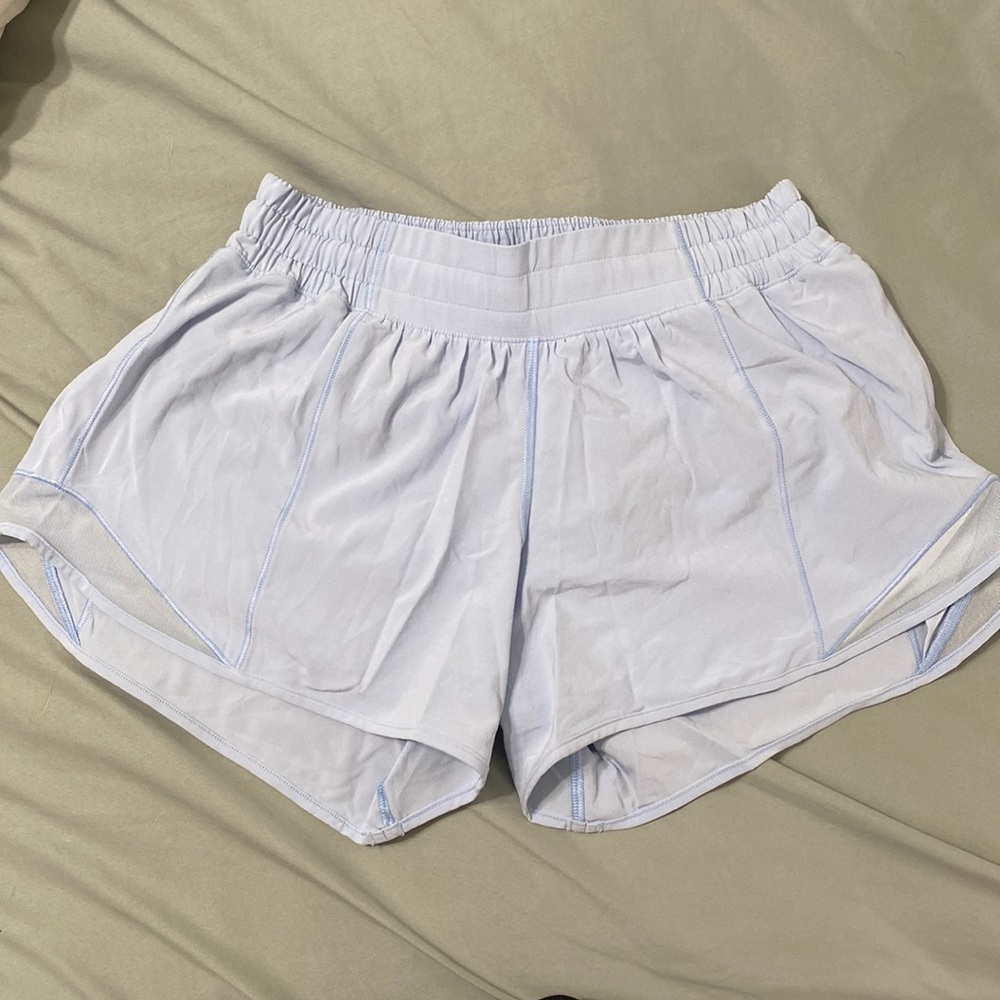 Lululemon Hotty Hot 2.5 Shorts
